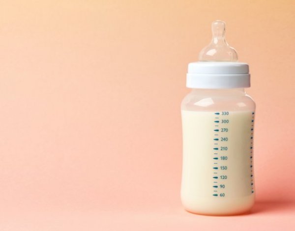 10 Rekomendasi Botol Susu Bayi Terbaik untuk Buah Hati Tersayang (2023)