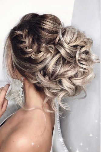 30 Stylish Bun Hairstyles to Try in 2023 The Trend Spotter