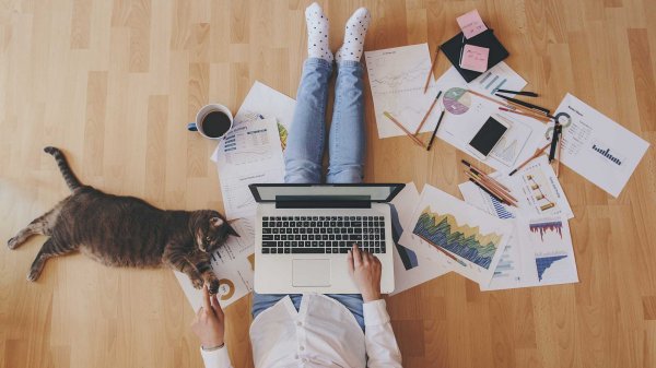 Don't let Your Health Take a Backseat in this New Work from Home Culture: Here are a Few Tips to Stay Active while Working from Home 2020