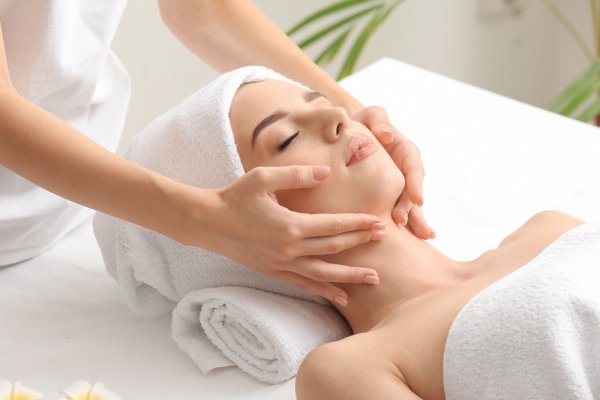Top 10 địa chỉ massage trẻ hóa khuôn mặt để bạn vừa thư giãn vừa có làn da căng mịn, trắng sáng (năm 2022)