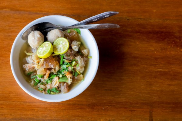 Mencicipi Kelezatan Mie Kocok Bandung di Semarang, Ini 7 Rekomendasi Tempat Makan yang Wajib Dicoba! (2024)