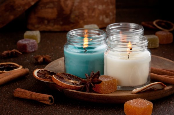10 Rekomendasi Aroma Terapi Bakar dengan Wangi yang Menenangkan