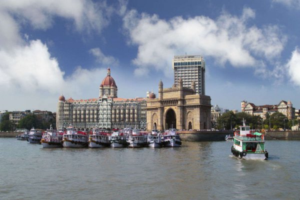 Tired of Going to the Same Old Dinner and Movie with Your Partner(2022)? 10 Things to Do in Mumbai for Couples to See the Romantic Side of the Sprawling City.