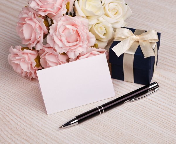Planning Gifts For Your Colleagues Or Employees? Choose Impressive Gift Pens While Staying in Your Budget with the Help of Our List of Best Pens under 100!