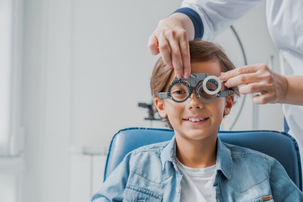 Investasi Kesehatan Mata Dengan 10 Rekomendasi Kacamata Anti UV (2022)