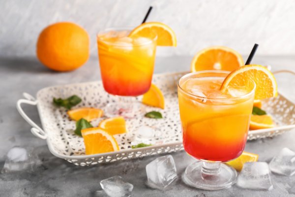 Cuaca Lagi Panas? Sajikan 10 Resep Minuman Jeruk yang Segar dan Bisa Langsung Dibuat di Rumah