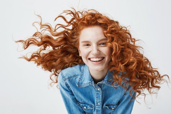 30 Rekomendasi Sampo Penumbuh Rambut Terbaik yang Dijamin Ampuh untuk Rambut Kamu (2023)
