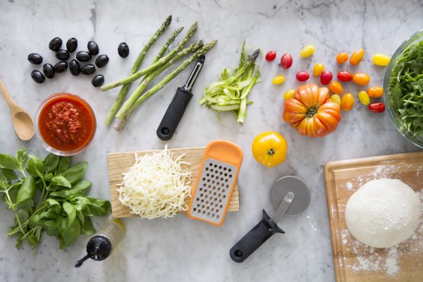 【OXO福袋】オクソケトル & キッチン グッズ　これから単身赴任の方にもお勧め OXO福袋】オクソケトル & キッチン グッズ これから単身赴任の方にもお