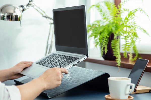 Are Laptop Stands Worth It: Compelling Reasons Why You Need a Laptop Stand, Plus Some Cool Laptop Stand Options to Buy Online (2021)
