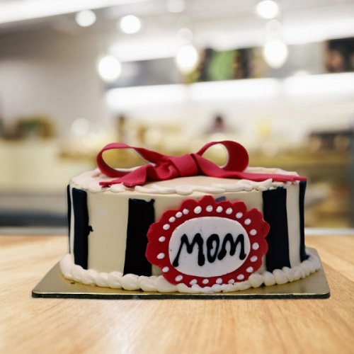 कुछ विचारशील उपहार के साथ अपनी माँ के जन्मदिन को 2019 में विशेष बनाएं