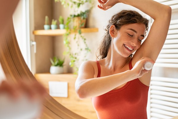 Inilah 15 Rekomendasi Deodorant Wanita Terbaik  sebagai Perawatan Penting untuk Ketiak (2023)