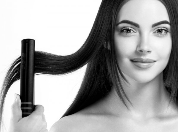 Tired of Getting Your Hair All Fluffed Up Every Time You Straighten Them(2020)? Here Are the Best Hair Straightener Creams to Get You the Most Astonishing Straight Hair!