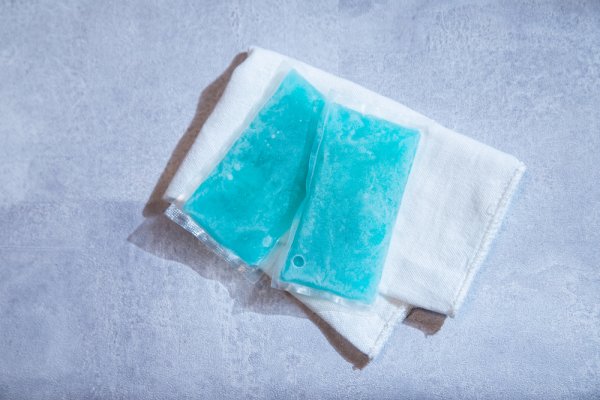 13 Rekomendasi Ice Pack untuk Menjaga Makanan dan Minuman Tetap Segar (2023)