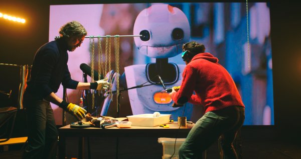 15 Rekomendasi Film Robot dengan Kisah Seru Berupa Tantangan Tak Terduga (2023)