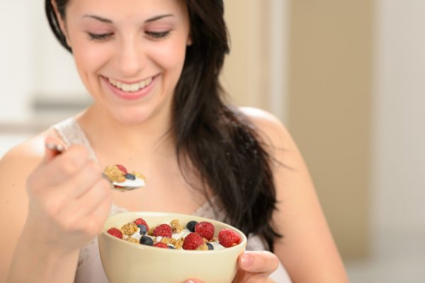 Muesli is a Great Way to Start Your Day: Check out the Best Muesli Products in India to Give Your Health and Fitness a Phenomenal Boost (2023)