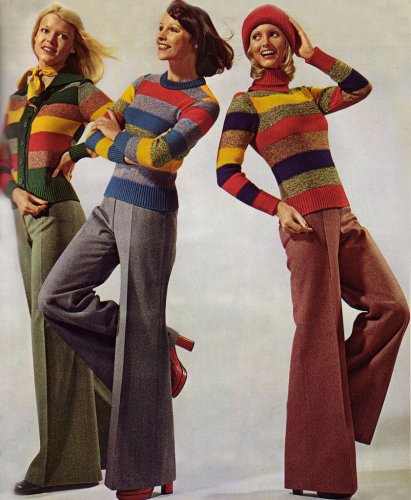 9+ Fashion Item Ala 70-an untuk Padu Padan Gaya Kamu yang Chic dan Unik