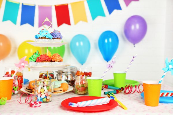 Planning a Surprise for Your Little One for His Birthday? These Rainbow Party Favor Ideas are What You Need for Him to Have a Good Time! (2019)