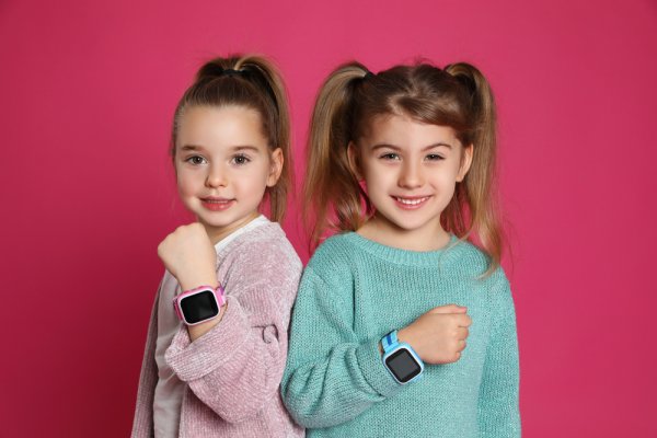 10 Rekomendasi Smartwatch Anak Terbaik untuk Awasi Buah Hati agar Aman (2023)