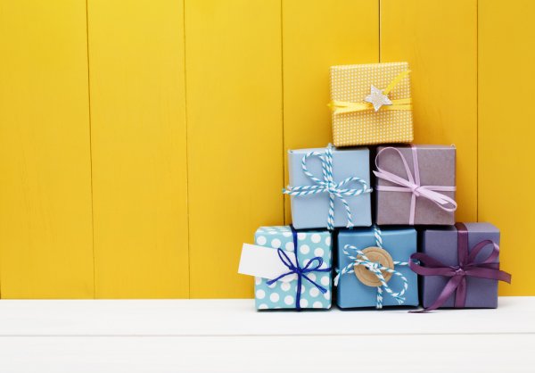 Need Ideas on What Type of Gift to Get for Boyfriend's Birthday? 10 Must Buy Gift Ideas for Him