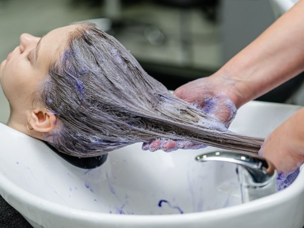 Pilihan Terbaik! 15 Rekomendasi Silver Shampoo untuk Rambut Blonde yang Mengesankan	(2023)