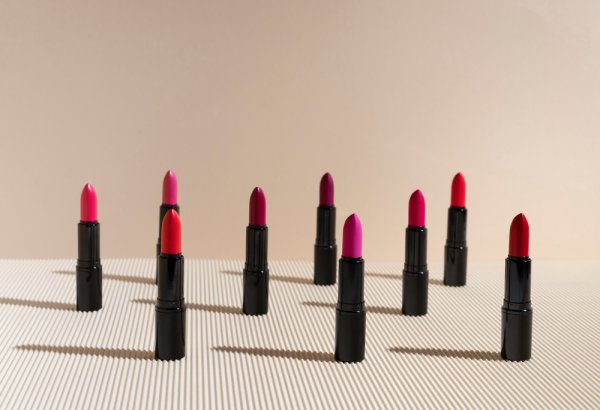 Tampil Makin Sempurna Dengan 10 Rekomendasi Lipstik Implora (2022)