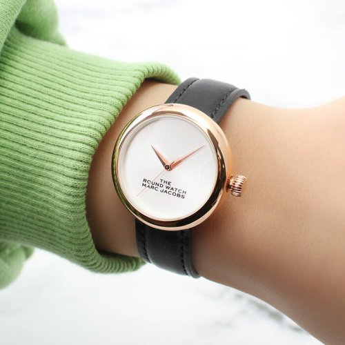 女性におすすめのレディース腕時計 人気ブランドランキング35選【2024年版】 | ベストプレゼントガイド