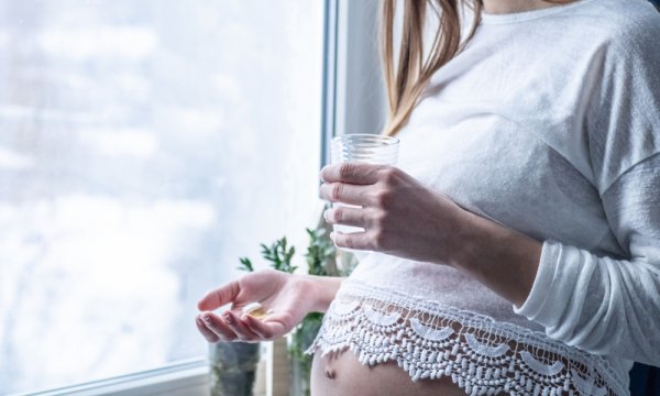 9 Rekomendasi Suplemen Vitamin untuk Ibu Hamil agar Sehat Selama Masa Kehamilan (2023)