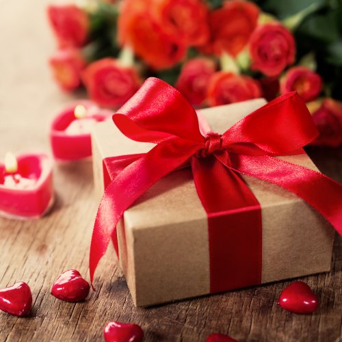 Top 10 Gifts for Boyfriend This Valentine's Day, from Personalised Tool Kits to Netflix Subscriptions (2019)