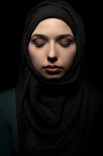 Rekomendasi 10 Jilbab Khimar yang Syar'i namun Elegan untuk Sehari-hari