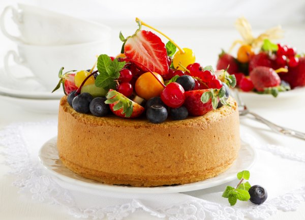 Say Goodbye to Sugary, High Calorie Cakes! Learn How to Make Cake Healthier with These 10 Healthy Cake Recipes to Try on Your Own (2019)
