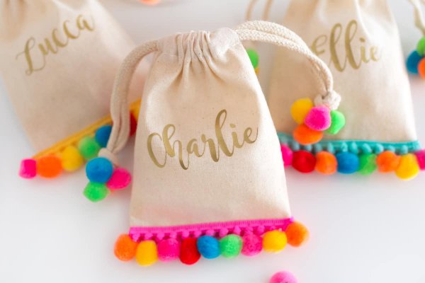 Fun and Exciting Party Party Favour Bags for Every Occasion: 6 Great Pre-made Favour Bags and 4 DIY Bags for the Crafty!