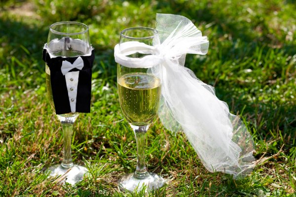 Top 10 quà cưới ý nghĩa cho cô dâu không thể không mê (năm 2020)