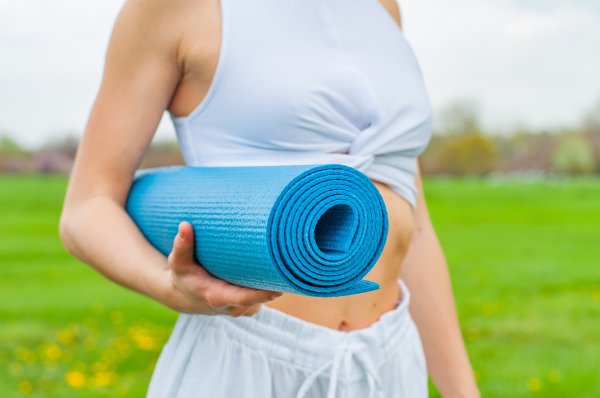 Notch up Your Fitness Routine with Yoga (2023): 30 Best Yoga Mats in India to Practice the Asanas the Right Way