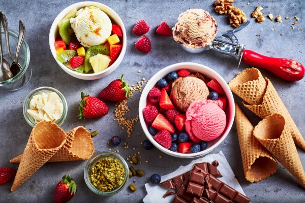 Tìm hiểu lợi ích và 4 cách làm kem hoa quả giải nhiệt cực thơm ngon và hấp dẫn (năm 2022)