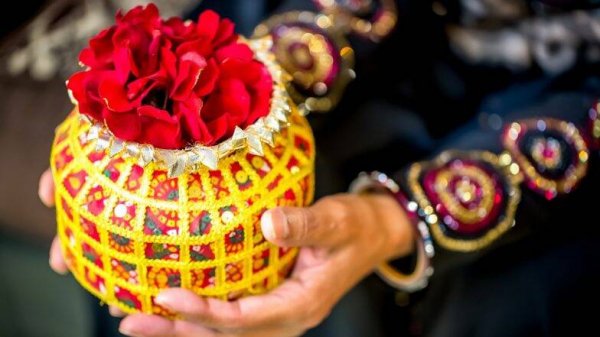 Are You Ready to Welcome the Little Goddesses This Navratri? Here are 10 Navratri Gifts for Kanya This Year (2019)