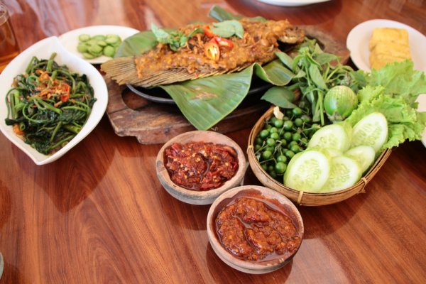 Lezatnya Cita Rasa Sunda di Palembang: Menyusuri Rekomendasi Restoran Terbaik untuk Pecinta Kuliner (2024)