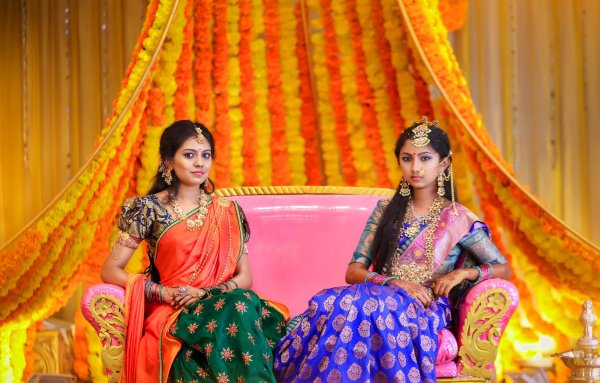 14 Return Gifts Fit for Your Daughter's Grand Half Saree Function & Useful  Ideas on Giving