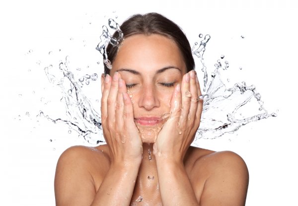 When You Have Oily Skin, The Quest To Find The Perfect Facial Cleanser Is  More Complicated