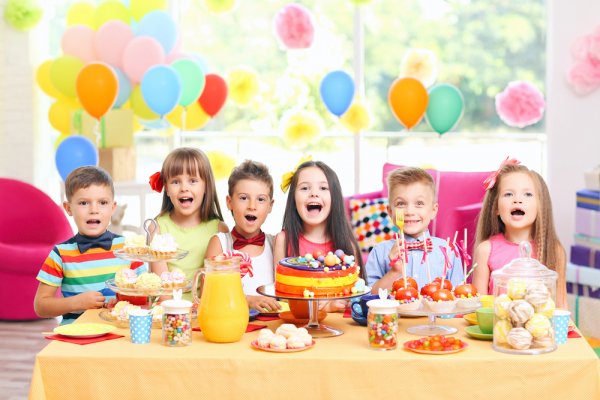 7 Rekomendasi Resep Snack dan Kue Ulang Tahun Unik untuk yang Bisa Anda Coba di Rumah