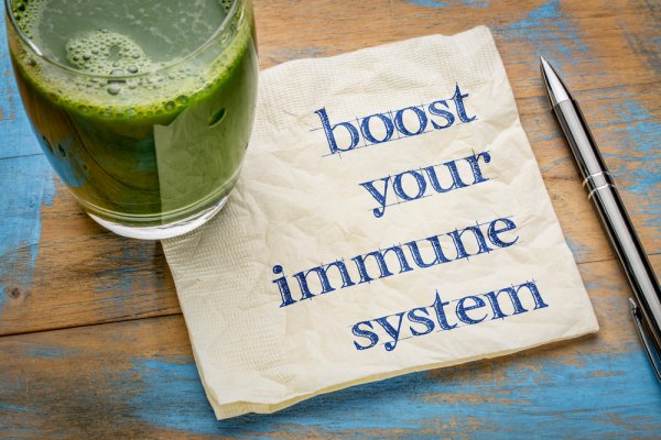 Raise Your Shield Against Chronic Diseases: Important Tips to Build and Boost Your Immunity Naturally and Live a Healthy Life (2020)