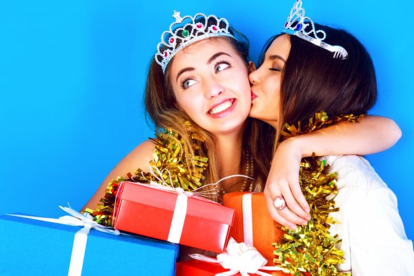 Friends are Life! Top 10 Gift Ideas for Friendship Day 2019 to Tell Your Buddies You Appreciate Them