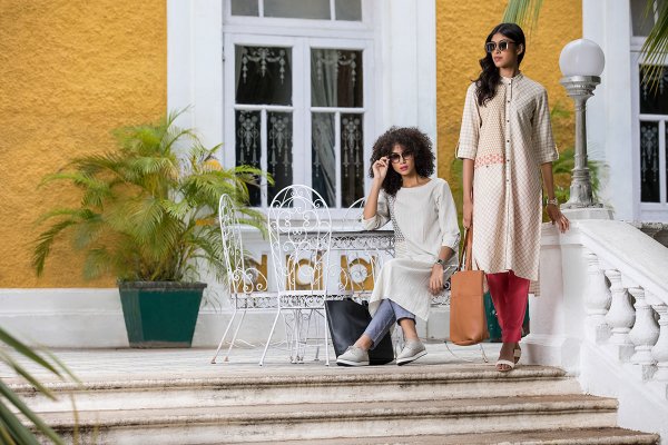 A Kurti with a New Neck Design Can Create a High Impact on Your Personality(2019):  Browse Through Our Latest Neck Designs and Pick the One That Suits You Best!