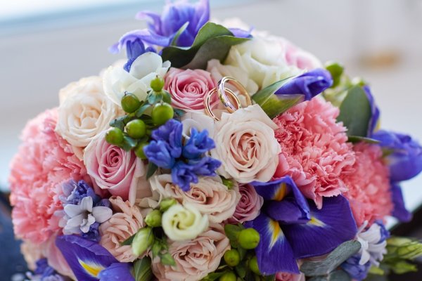 結婚式に人気の花束 プリザーブドフラワー 両親に喜ばれる花束のプレゼントもご紹介 ベストプレゼントガイド