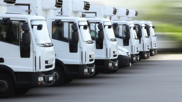 14 Rekomendasi Fuso, Pilihan Terbaik untuk Angkutan Berat (2023)