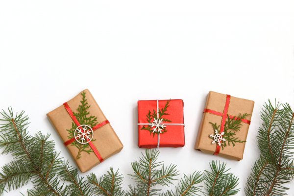 Natal Segera Tiba! Yuk, Lihat 30 Rekomendasi Hadiah Natal untuk Sahabat Tersayang Rekomendasi Konsultan Kado