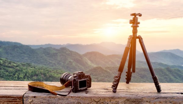 Planning To Change Your Portable Tripod Stand? You Might Want Read Through to See these Good Travel Tripods of 2021 to Confer Convenience During Photography.