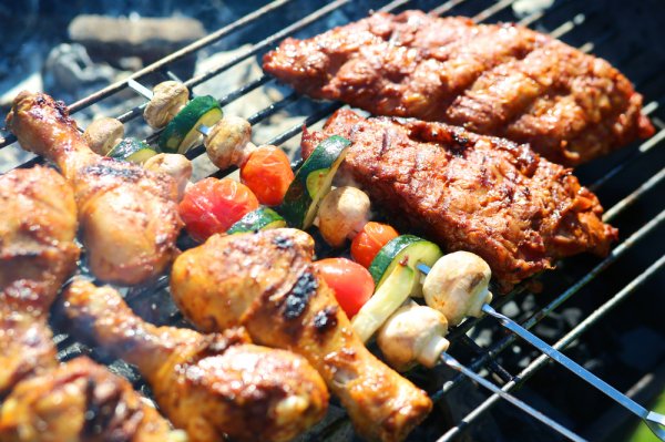 10 Rekomendasi Alat Panggang Barbeque, Cocok untuk Malam Pergantian Tahun Nanti! (2023)