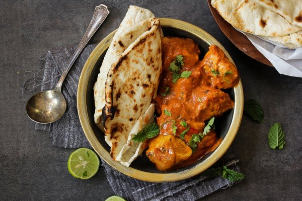 चिकन को बनाने के 6 बेहतरीन और स्वादिष्ट भारतीय रेसिपी जो ऐसा स्वाद देंगे की खाने वाले ऊँगली चाटते रह जायेंगे। साथ में, चिकन पकने के महत्वपूर्ण टिप्स (2019)