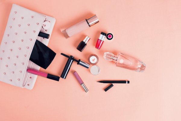 Waspadai Kandungan Merkuri dalam Kosmetik, Inilah 30 Rekomendasi Merek Kosmetik Lokal Indonesia yang Bebas Merkuri (2023)