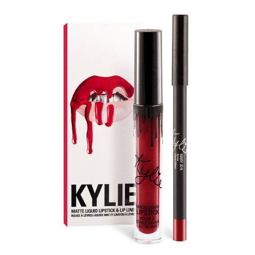 Suka Make Up Kylie Jenner? Contek Gayanya dengan 8+ Lipstik Kylie yang Menawan!